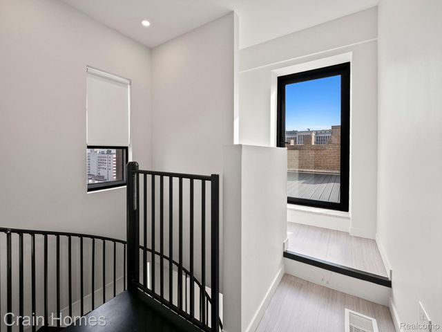 7430 2ND Avenue #1010, Detroit, MI 48202