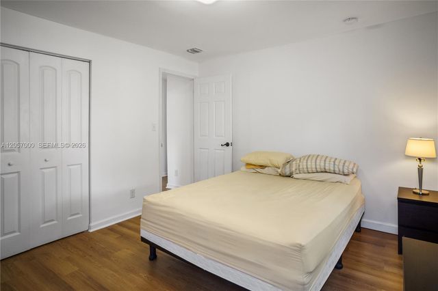 3021 NE 11th Ter, Pompano Beach, FL 33064