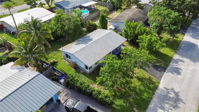 3021 NE 11th Ter, Pompano Beach, FL 33064