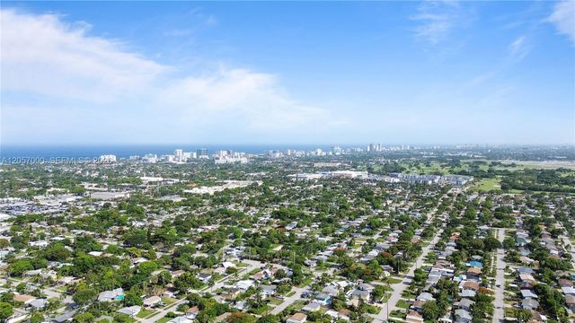 3021 NE 11th Ter, Pompano Beach, FL 33064