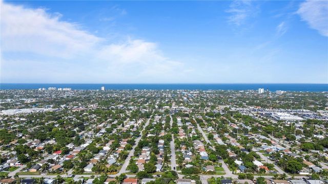 3021 NE 11th Ter, Pompano Beach, FL 33064