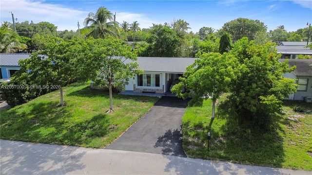 3021 NE 11th Ter, Pompano Beach, FL 33064