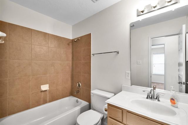 4034 Falvel Shadow Creek Drive, Spring, TX 77388