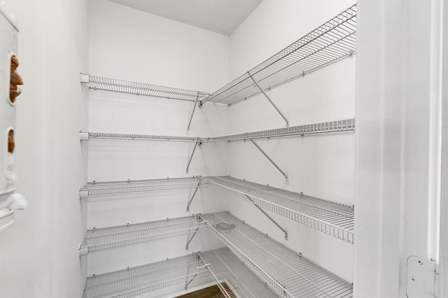 4034 Falvel Shadow Creek Drive, Spring, TX 77388