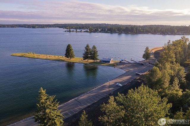 1510 199th Avenue E, Lake Tapps, WA 98391