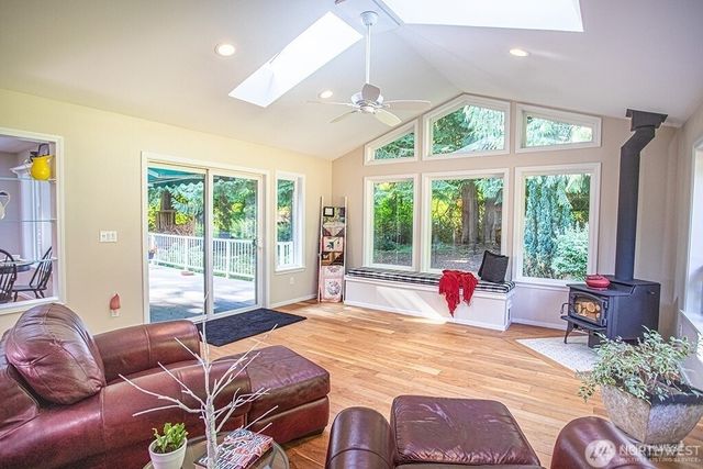 1510 199th Avenue E, Lake Tapps, WA 98391