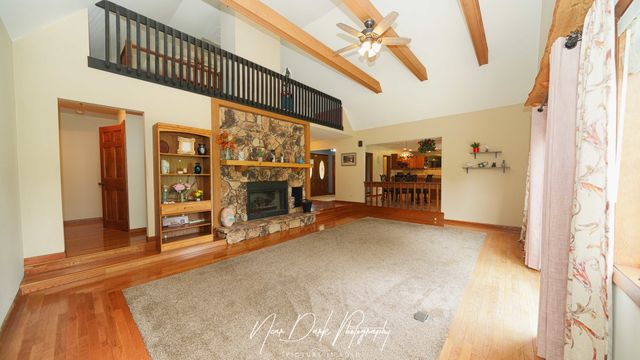 26143 N Anderson Road, Wauconda, IL 60084