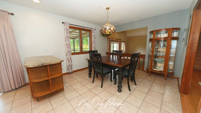 26143 N Anderson Road, Wauconda, IL 60084