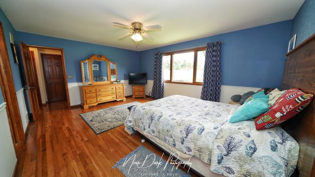 26143 N Anderson Road, Wauconda, IL 60084
