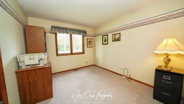 26143 N Anderson Road, Wauconda, IL 60084