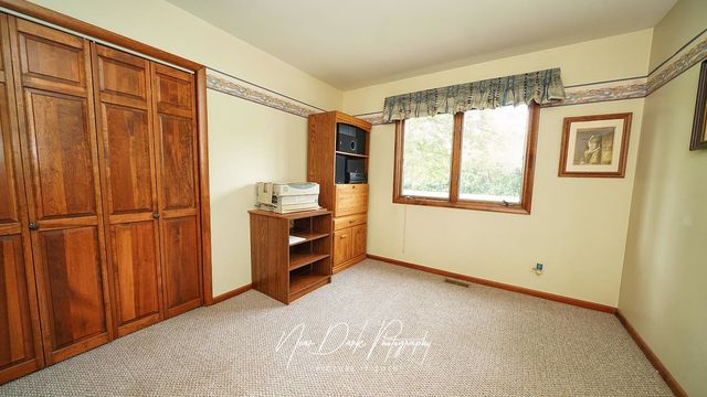 26143 N Anderson Road, Wauconda, IL 60084