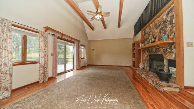 26143 N Anderson Road, Wauconda, IL 60084
