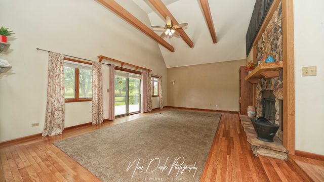 26143 N Anderson Road, Wauconda, IL 60084