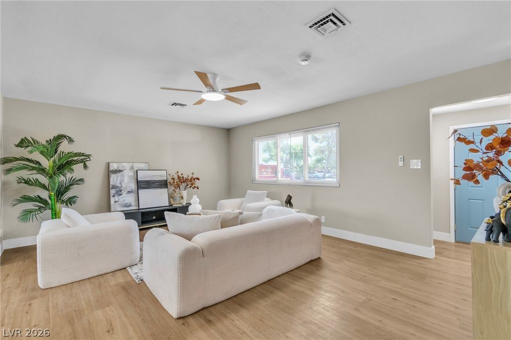 2800 Avalon Avenue, Las Vegas, NV 89107 — photo 5