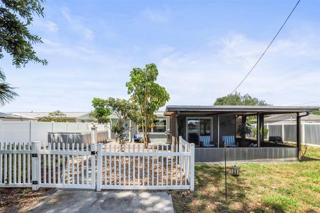 4704 KOALA DRIVE, Holiday, FL 34690