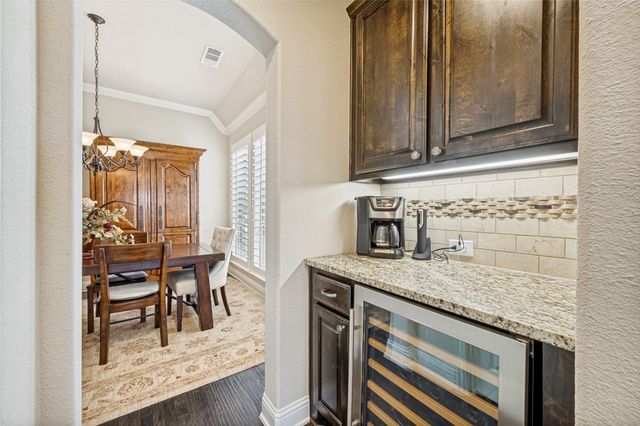 3036 Avondale, The Colony, TX 75056