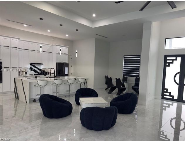 302 N EL DORADO BLVD, Cape Coral, FL 33993