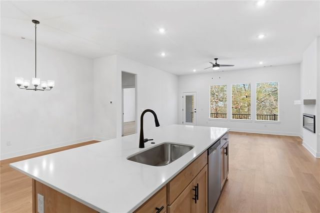 238 S Gala Avenue, Fayetteville, AR 72701