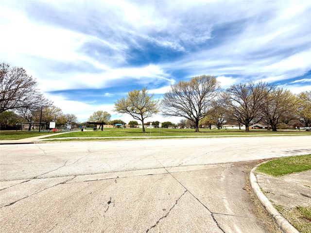 1801 Coleta Place, Garland, TX 75040