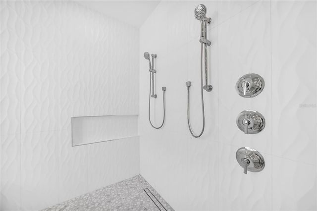 1519 HARBOR DRIVE, Sarasota, FL 34239