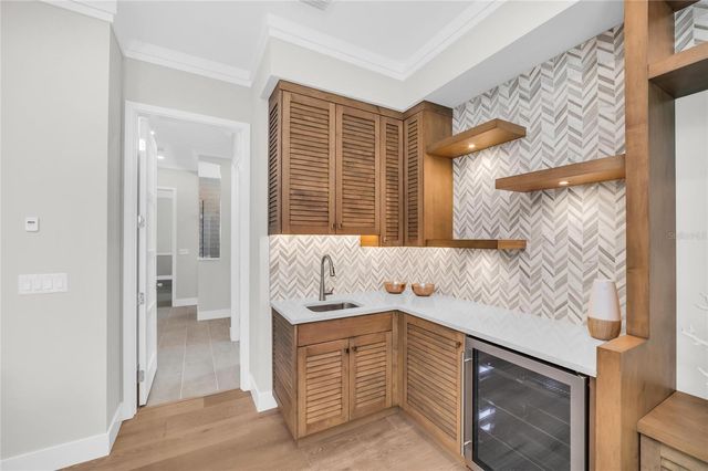1519 HARBOR DRIVE, Sarasota, FL 34239