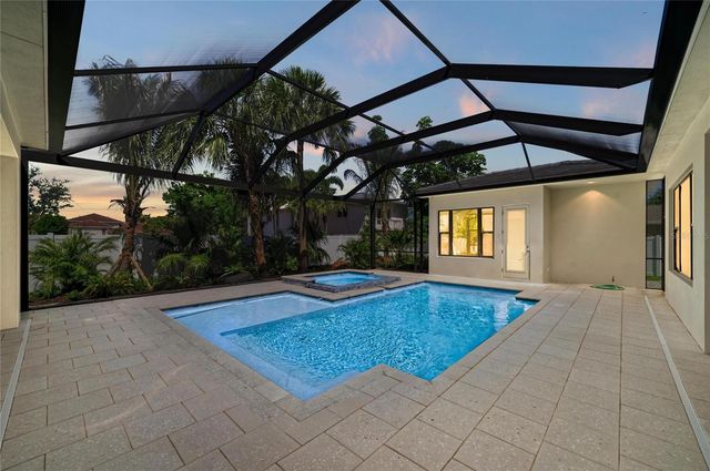 1519 HARBOR DRIVE, Sarasota, FL 34239
