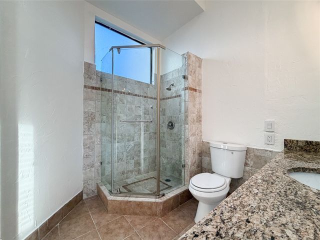 17490 Meandering Way 1102, Dallas, TX 75252