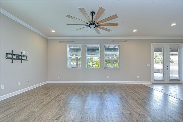 10455 FLAGSTAFF FALLS AVENUE, Riverview, FL 33578