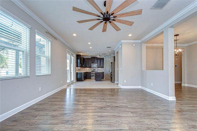 10455 FLAGSTAFF FALLS AVENUE, Riverview, FL 33578