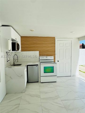 13362 SW 282nd St, Homestead, FL 33033