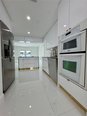 13362 SW 282nd St, Homestead, FL 33033