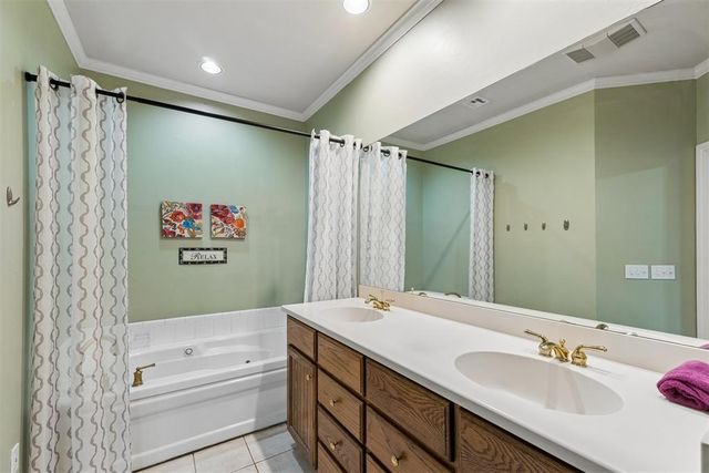 1633 Laurel Place, Edmond, OK 73003