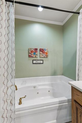 1633 Laurel Place, Edmond, OK 73003