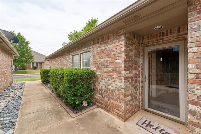 1633 Laurel Place, Edmond, OK 73003