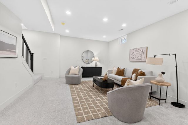 960 Studer Avenue, Columbus, OH 43206