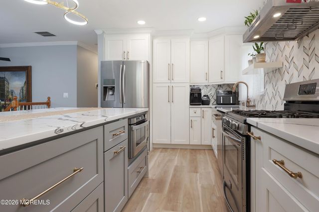 41 Walter Drive, Jackson, NJ 08527