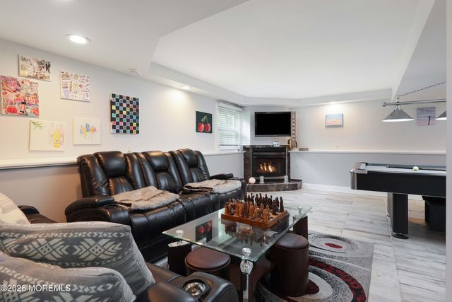 41 Walter Drive, Jackson, NJ 08527