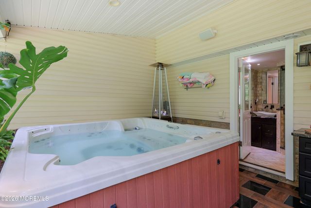 41 Walter Drive, Jackson, NJ 08527