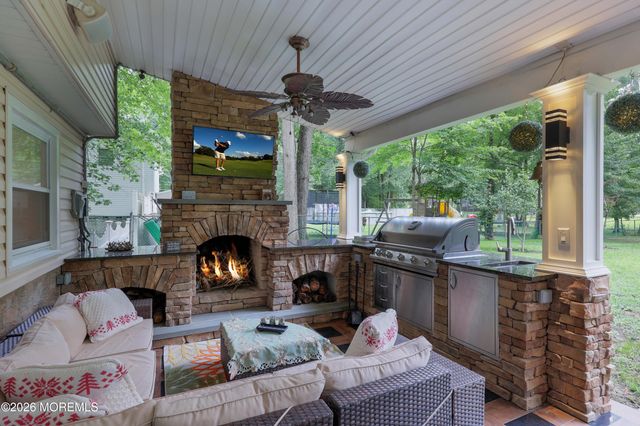 41 Walter Drive, Jackson, NJ 08527