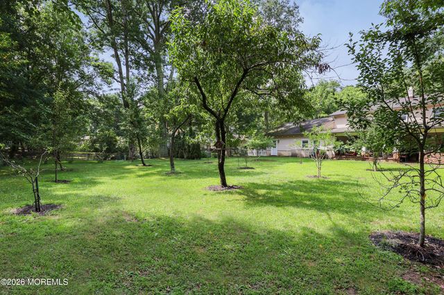 41 Walter Drive, Jackson, NJ 08527