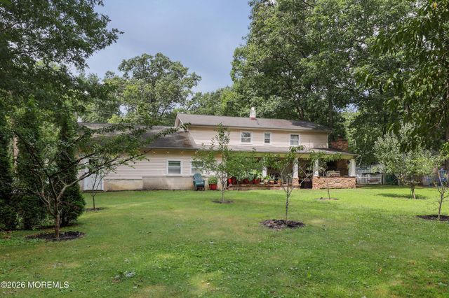 41 Walter Drive, Jackson, NJ 08527