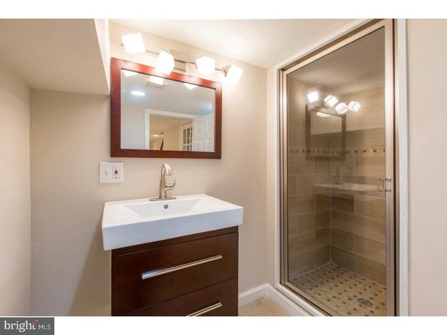 1740 SIGEL ST, Philadelphia, PA 19145