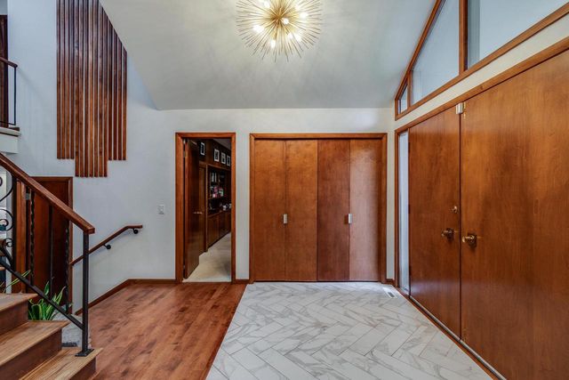 206 Ozark Trail, Madison, WI 53705