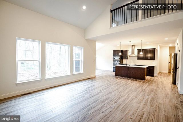 MOLLY PLAN AT LOGAN MEADOWS, Dillsburg, PA 17019