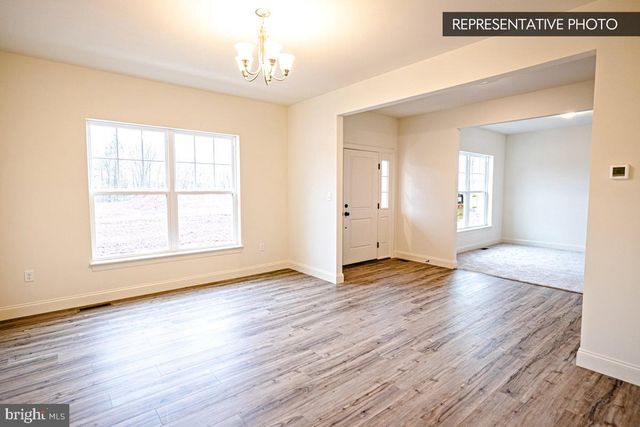 MOLLY PLAN AT LOGAN MEADOWS, Dillsburg, PA 17019