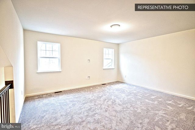 MOLLY PLAN AT LOGAN MEADOWS, Dillsburg, PA 17019