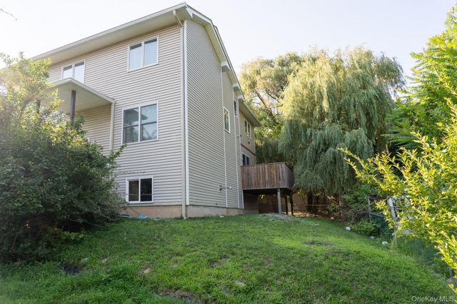 34 Union Road 214, Spring Valley, NY 10977