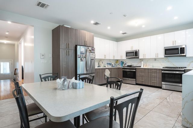 34 Union Road 214, Spring Valley, NY 10977