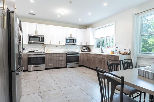 34 Union Road 214, Spring Valley, NY 10977