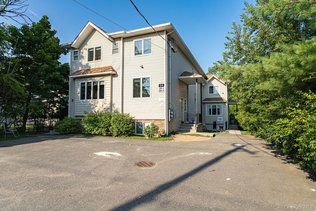 34 Union Road 214, Spring Valley, NY 10977